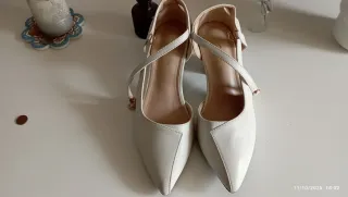 Zapatos de vestir beige tacón cuadrado talla 37/5