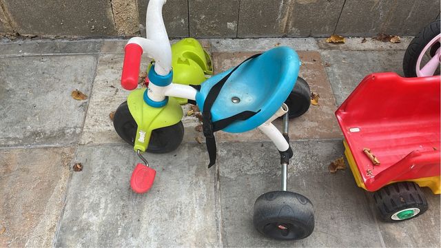 lote de Bicicletas infantil Btwin roja y rosa 