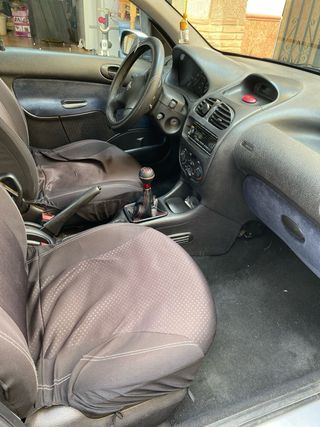Peugeot 206 2001