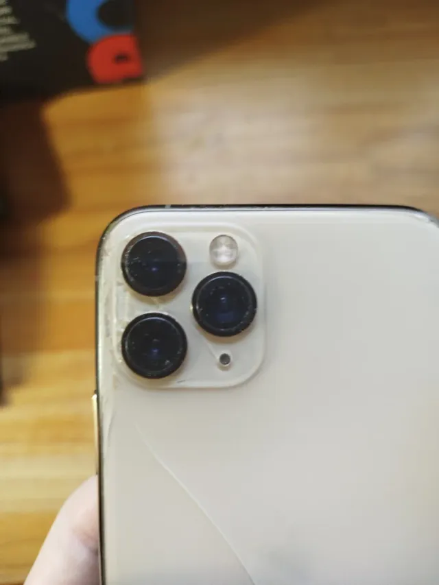 iPhone 11 Pro 256GB Dourado