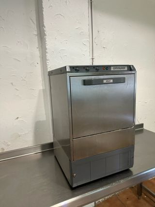 Lavavajillas industrial OMNIWASH 35