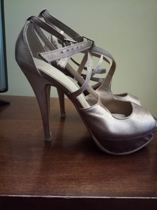 Zapatos de tacón para fiesta