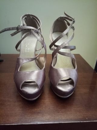 Zapatos de tacón para fiesta