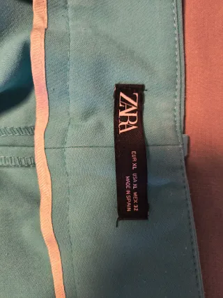 Pantalón Zara Talla XL