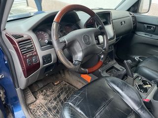 Mitsubishi Montero 2002