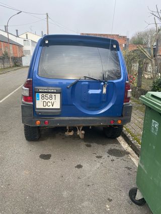 Mitsubishi Montero 2002