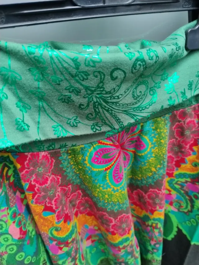 Falda Desigual colorida