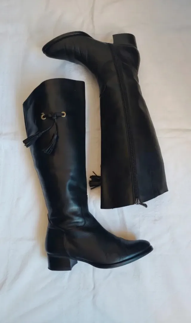 Stivali neri in pelle