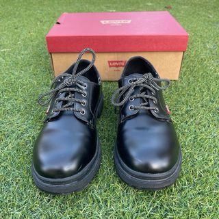 Scarpe eleganti Levi's nere bambino