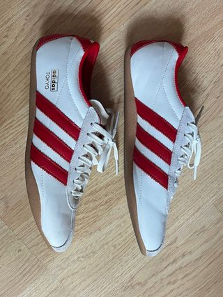 Zapatillas Adidas Tokyo Blancas y Rojas