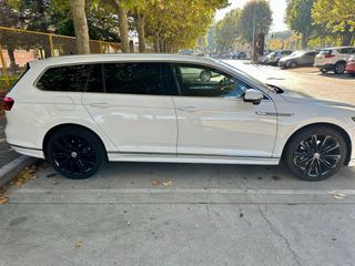 Volkswagen Passat Variant R line