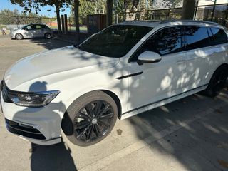 Volkswagen Passat Variant R line