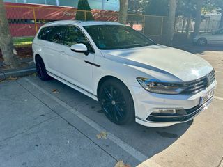 Volkswagen Passat Variant R line
