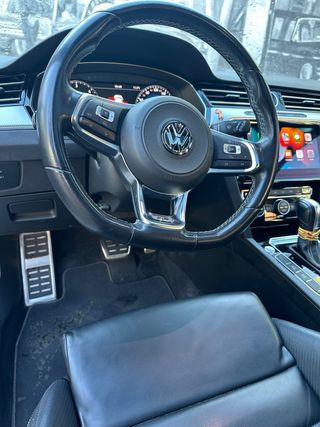 Volkswagen Passat Variant R line