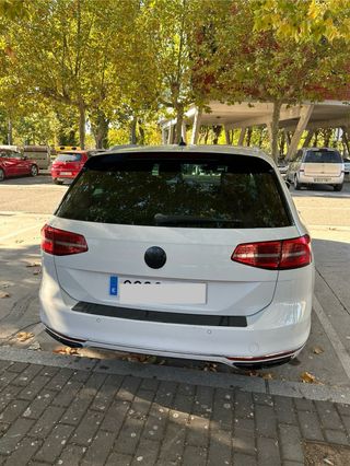 Volkswagen Passat Variant R line