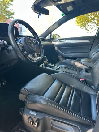 Volkswagen Passat Variant R line