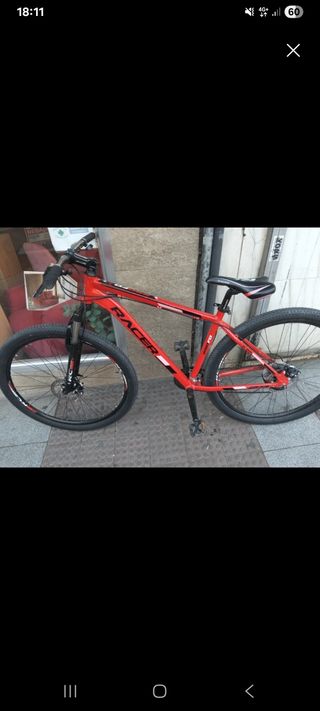 Bicicleta de Montaña Racer Roja