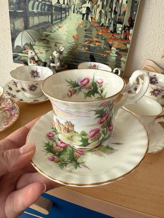 Tazas y platillos Royal Albert