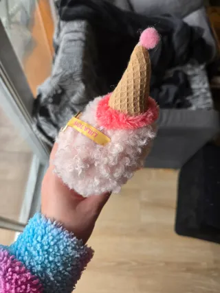 Muñeca Liila Lucky Cat popmart labubu