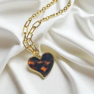 Collar corazón Carey chapado en oro 18klt