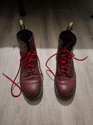 Botas Dr. Martens granate Talla 44