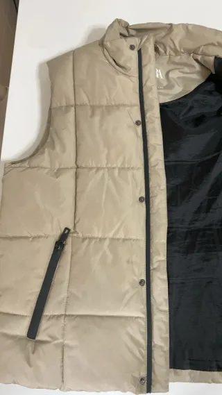 Chaleco niño Zara beige Talla M de 8a 9 años