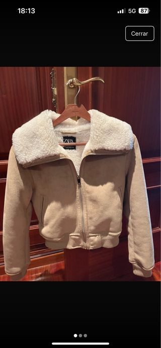 Chaqueta Zara Beige con Cuello Borreguito