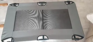 Cama plegable para perro gris