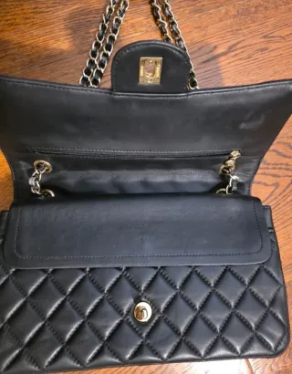 Iconica borsa Chanel matelassè