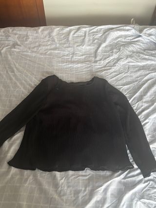 Blusa negra manga larga talla L