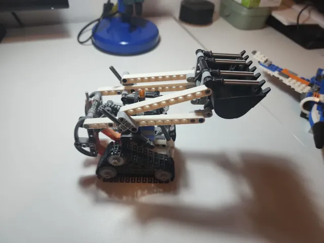 Pack Lego Avión y Excavadora