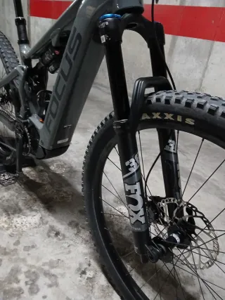 Bicicleta de montaña  eléctrica Focus JAM2 7.9