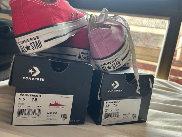 Lote 2 Zapatillas Converse Rosas y Rojas