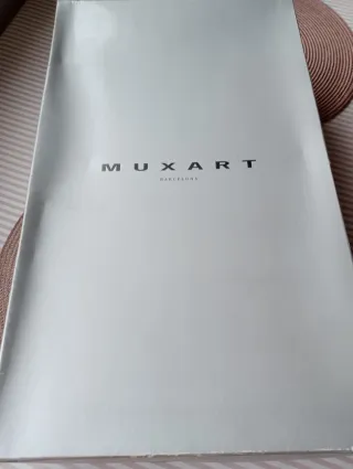 5 pares de zapatos y una Botas Muxart Mujer
