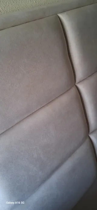 Cabecero de cama tapizado nata