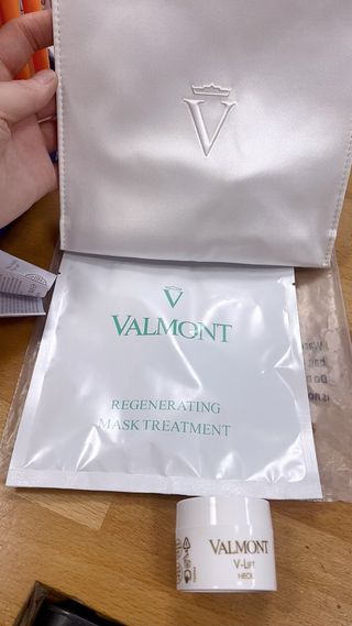 Valmont Regenerating Mask Treatment y V-Lift