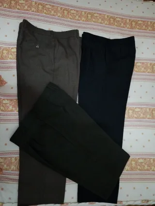 3 Pantalones de vestir  de caballero
