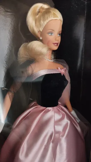 Barbie timeless silhouette