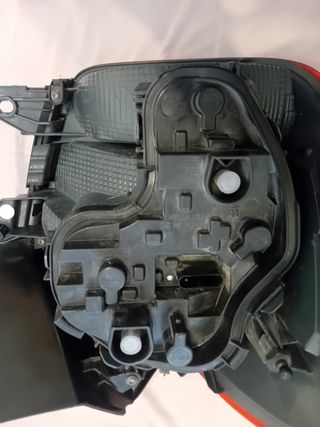 Faro trasero derecho BMW Serie 1 F20