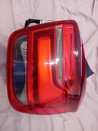 Faro trasero derecho BMW Serie 1 F20
