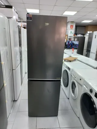 Nevera Beko gris 1.85m garantía + entrega 