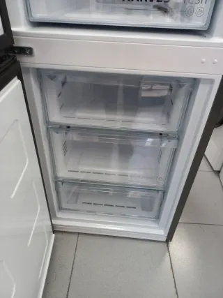 Nevera Beko gris 1.85m garantía + entrega 
