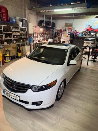 Honda Accord 2011 cambio por furgoneta