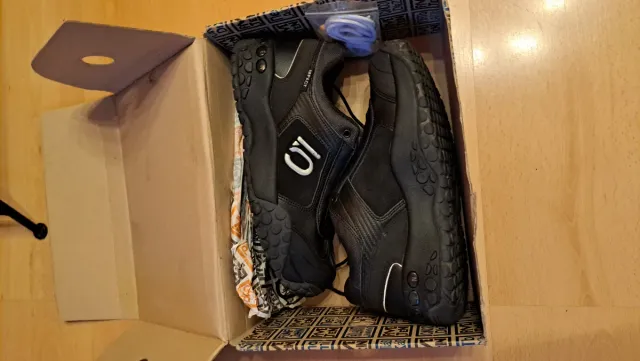 Zapatos Five Ten Negros