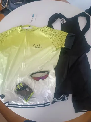 Maillot y culote ciclismo