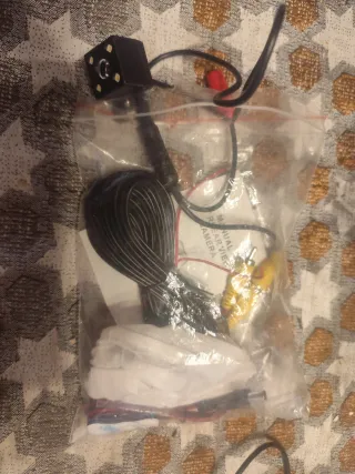 Pantalla 2 DIN con cámara