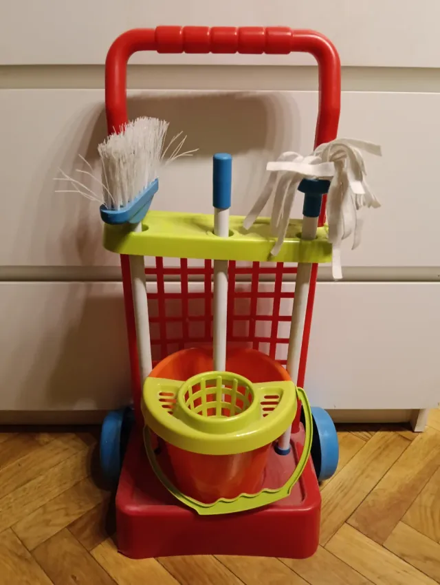 Carro limpieza infantil con accesorios