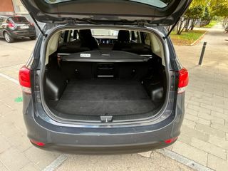 KIA Carens 2015