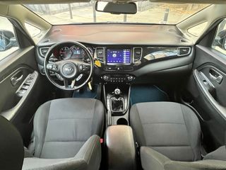 KIA Carens 2015