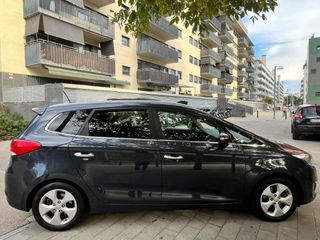 KIA Carens 2015